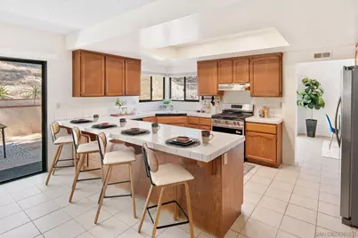  11330 Alejo, San Diego, CA 92124 - Photo 15