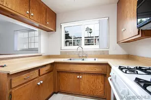 5219 Kesling St, San Diego, CA 92117 - Photo 11
