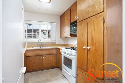  5219 Kesling Street, San Diego, CA 92117 - Photo 5