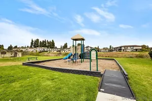 238 Regency Ct, Chula Vista, CA 91911 - Photo 19