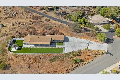  13312 Mapleview St, Lakeside, CA 92040 - Photo 9