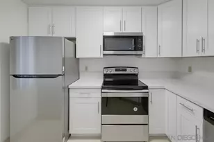 7545 Charmant Dr, San Diego, CA 92122 - Photo 11