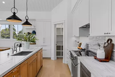  747 Orange Ave #301, Coronado, CA 92118 - Photo 13