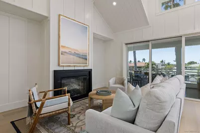  747 Orange Ave #302, Coronado, CA 92118 - Photo 3