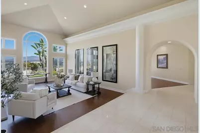  18103 Via Ascenso, Rancho Santa Fe, CA 92067 - Photo 5