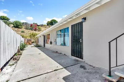  5920 Streamview Dr, San Diego, CA 92105 - Photo 3