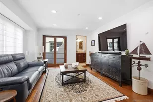 935 F Ave, Coronado, CA 92118 - Photo 17