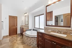 935 F Ave, Coronado, CA 92118 - Photo 43