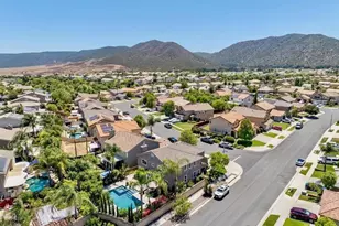 23997 Pepperleaf St, Murrieta, CA 92562 - Photo 53