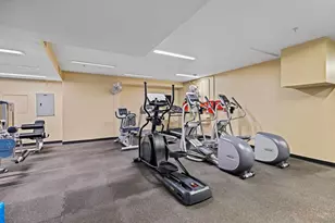 445 Island Ave, San Diego, CA 92101 - Photo 15