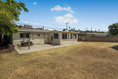 152 E Oxford Street, Chula Vista, CA 91911 - Photo 17
