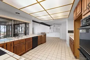 1685 Calle De Cinco, La Jolla, CA 92037 - Photo 11