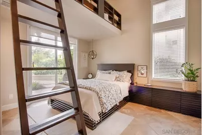  2537 Carriagedale Row, La Jolla, CA 92037 - Photo 23