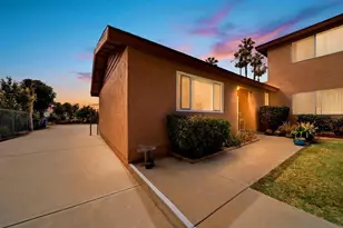 932 Regal Rd, Encinitas, CA 92024 - Photo 3