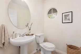 672 Inverlochy Dr, Fallbrook, CA 92028 - Photo 9