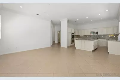  672 Inverlochy Dr, Fallbrook, CA 92028 - Photo 27
