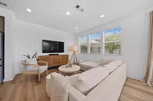 39392 Corvina Ln, Temecula, CA 92591 - Photo 9