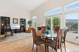 10847 Matinal Cir, San Diego, CA 92127 - Photo 7