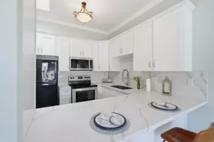 8310 Regents Rd, San Diego, CA 92122 - Photo 15