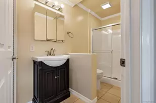 5252 Balboa Arms Dr, San Diego, CA 92117 - Photo 11