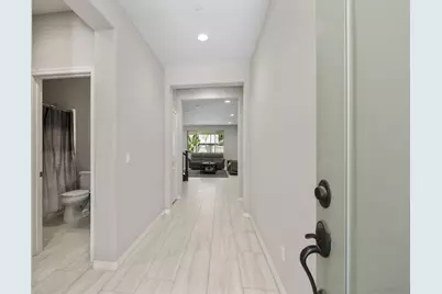  248 Triumph, San Marcos, CA 92078 - Photo 3