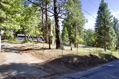  32065 Hunsaker Way #12, Running Springs, CA 92382 - Photo 5
