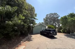 2499 Tuberose St, San Diego, CA 92105 - Photo 7