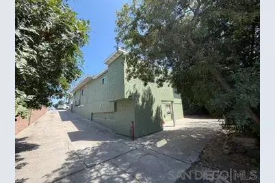  2499 Tuberose St, San Diego, CA 92105 - Photo 5