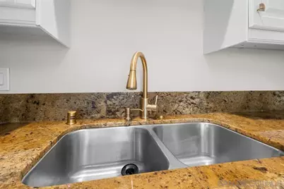  5575 Caminito Roberto, San Diego, CA 92111 - Photo 5