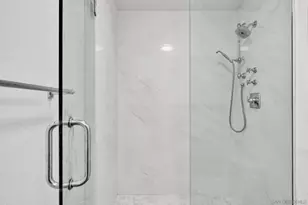 7545 Charmant Dr, San Diego, CA 92122 - Photo 11