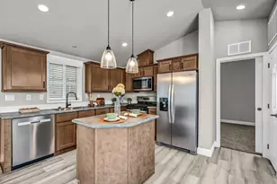 1174 E Main St, El Cajon, CA 92021 - Photo 11