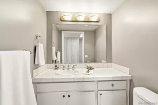2282 Caminito Pescado, San Diego, CA 92107 - Photo 9