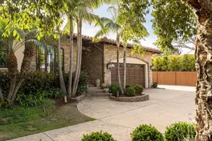 1040 Crest Dr, Encinitas, CA 92024 - Photo 35