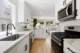 3063 Barnard St, San Diego, CA 92110 - Photo 1