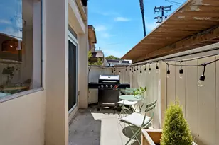 3063 Barnard St, San Diego, CA 92110 - Photo 5