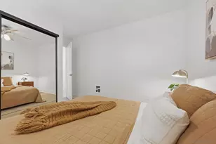 4013 Crown Point, San Diego, CA 92109 - Photo 19