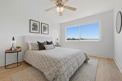  4013 Crown Point #2, San Diego, CA 92109 - Photo 13
