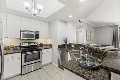  9293 Regents Road #C108, La Jolla, CA 92037 - Photo 5