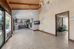 855 Muirlands Dr, La Jolla, CA 92037 - Photo 43