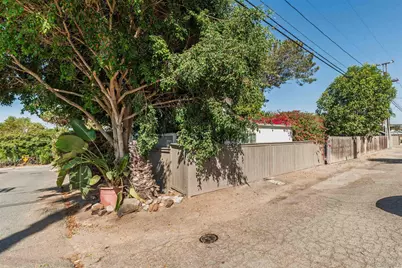  2287 Manchester Ave., Cardiff by the Sea, CA 92007 - Photo 9