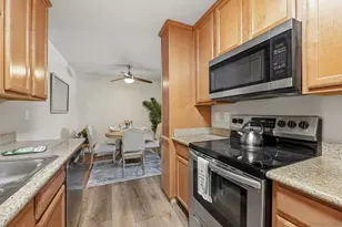 1740 El Camino Real, Encinitas, CA 92024 - Photo 11