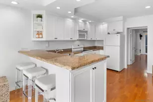 1604 Pomona, Coronado, CA 92118 - Photo 7