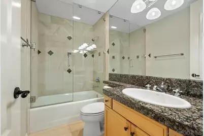  7157 Fay Ave, La Jolla, CA 92037 - Photo 23
