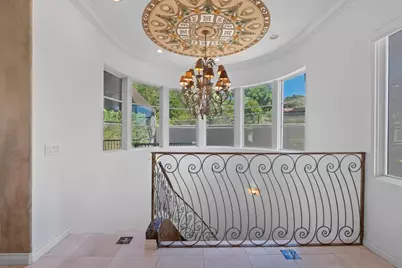 7157 Fay Ave, La Jolla, CA 92037 - Photo 3