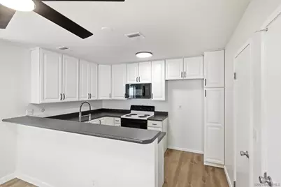  7843 Camino Glorita, San Diego, CA 92122 - Photo 7