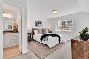 7425 Charmant Dr, San Diego, CA 92122 - Photo 15