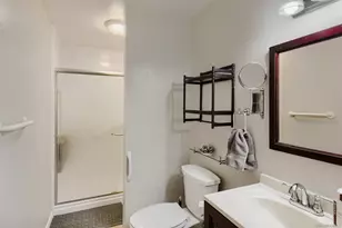 10825 Caravelle Pl, San Diego, CA 92124 - Photo 15