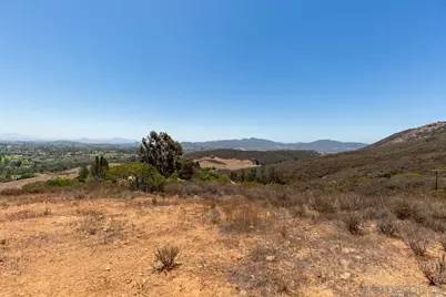  N Twin Oaks Valley Rd, San Marcos, CA 92069 - Photo 3