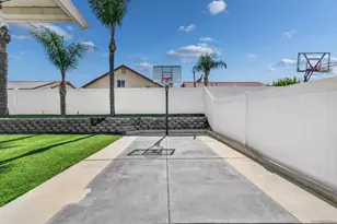 1166 Brookmeade Cir, Beaumont, CA 92223 - Photo 33