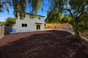 112 Country Club Dr, Chula Vista, CA 91911 - Photo 31